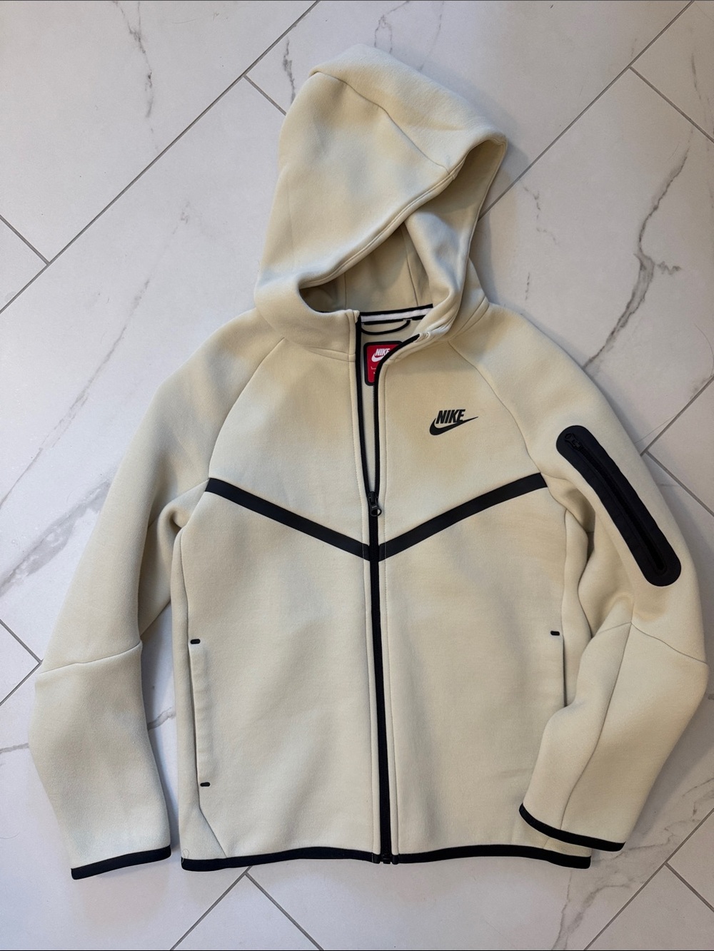 Like New! Nike Tech Big Kids Full Zip Hoodie